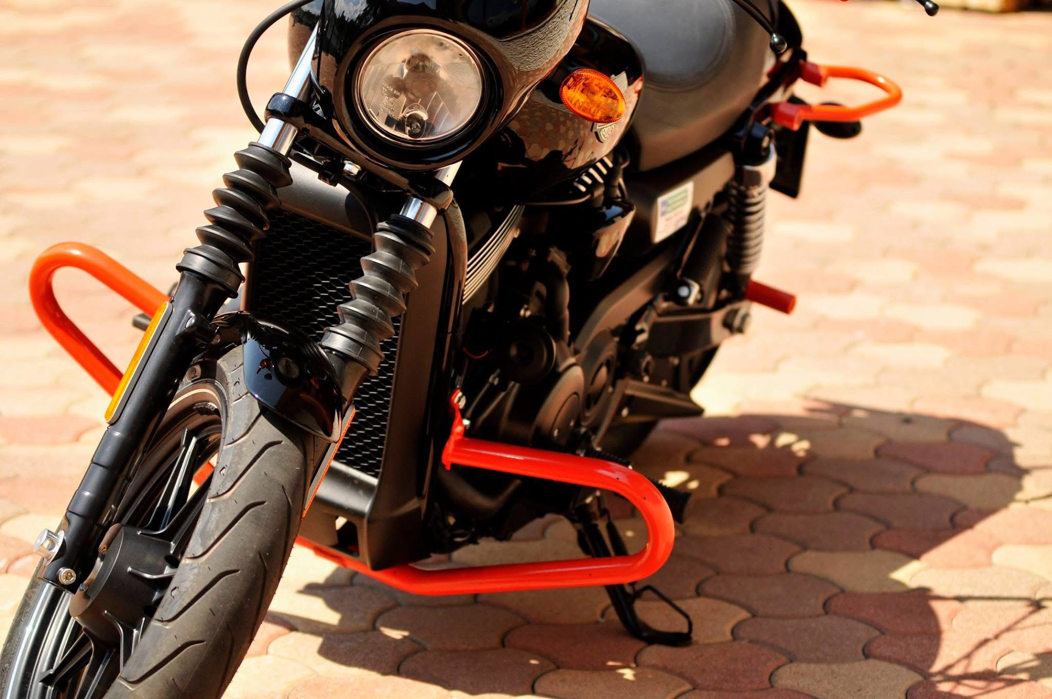 Harley Davidson - Street