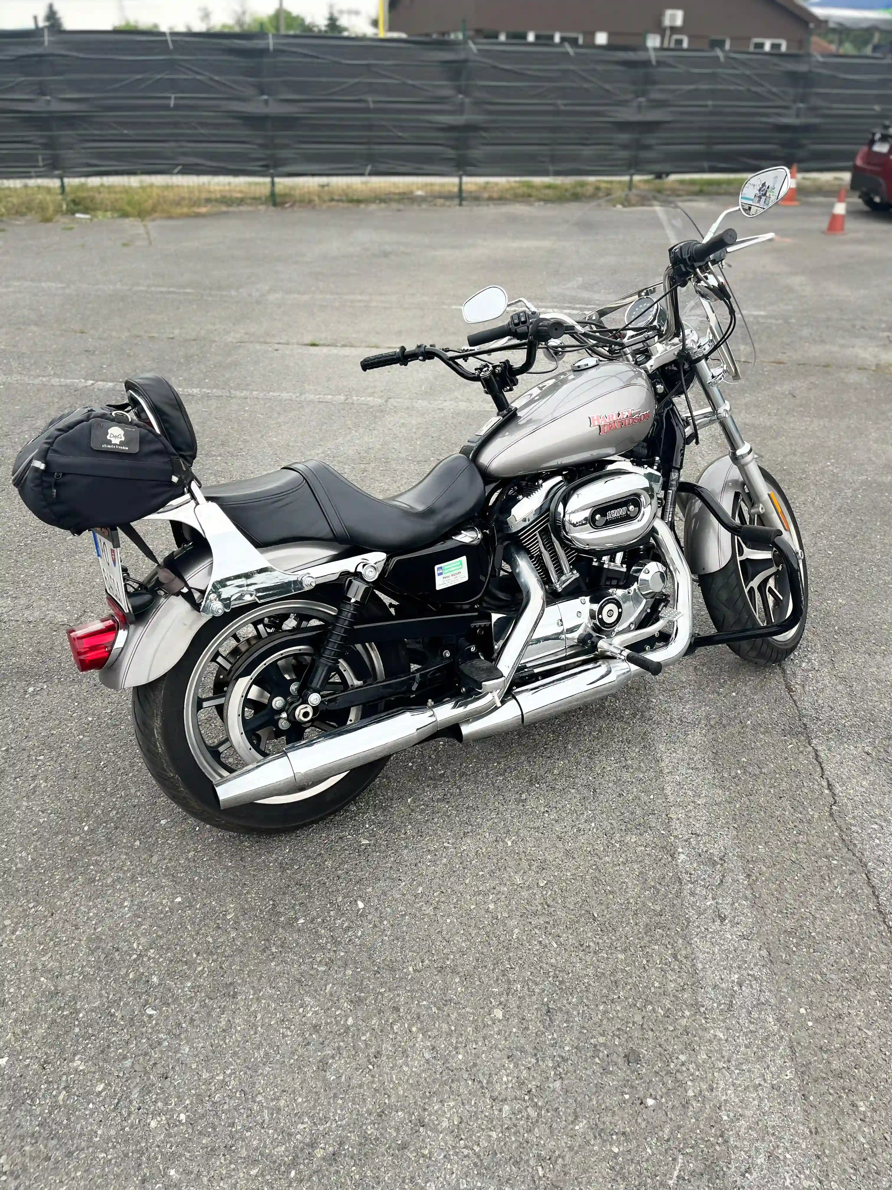 Harley-Davidson Sportster 1200 SuperLow (XL 1200T)